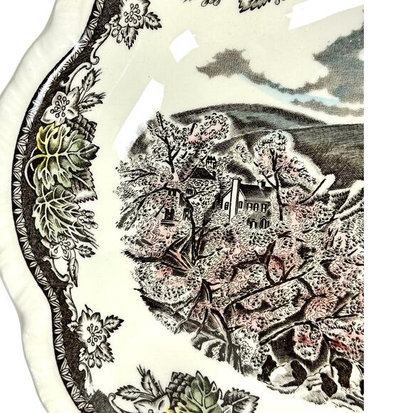 Johnson Bros Friendly Village England Vintage Village Green 11" Scalloped Bowl - Picture 3 of 8